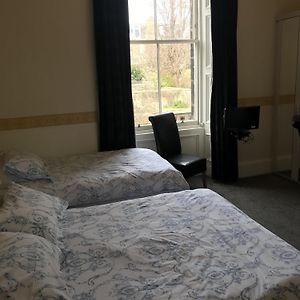 Large Double or Twin Ensuite Bathroom