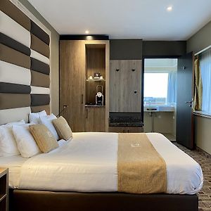 Executive King Room