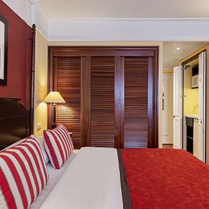 Adjacent King Room