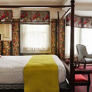 Luxury King Room