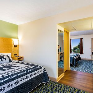 Ground Floor King Room