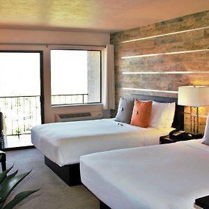 Queen Room Two Queen Beds