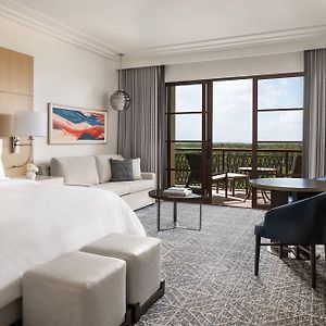 Four Seasons King Room