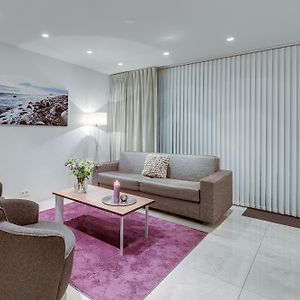One-Bedroom King Suite