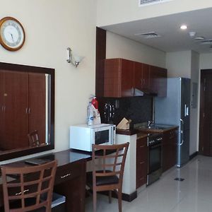 Executive King Studio