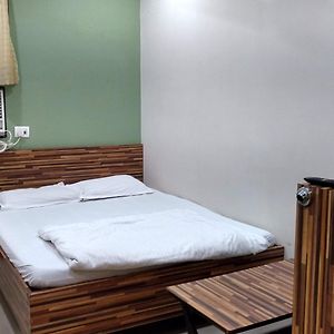 Standard Room with 1 Single Bed