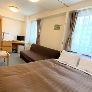 Corner King Room