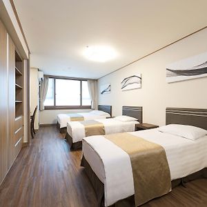 Family King Suite