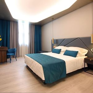 Executive King Room