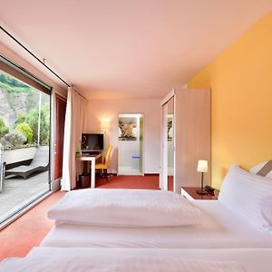 Comfort Queen Room