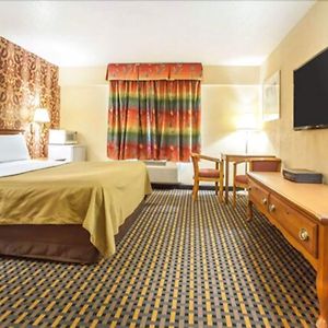 King Room Mobility Access or Non-Smoking