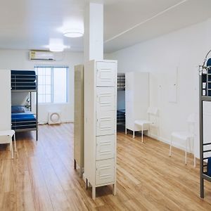 Dormitory Room Mixed