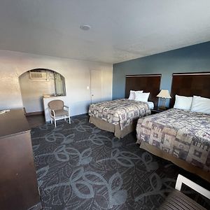 Double Room Two Double Beds Non-Smoking