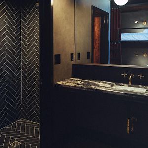 Dormitory Room Mixed