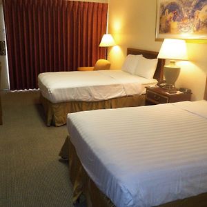 Deluxe Queen Room Two Queen Beds
