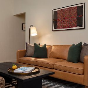 One-Bedroom King Suite
