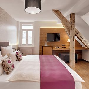 Comfort King Room