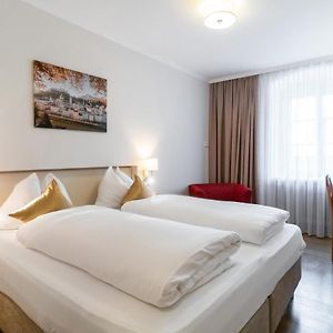 Premium King Room
