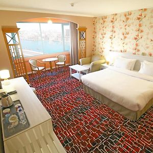 Premier Room