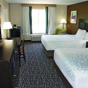 Deluxe Queen Room Two Queen Beds