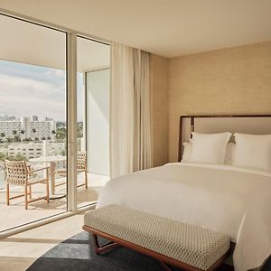 Prime Lauderdale-View Suite King