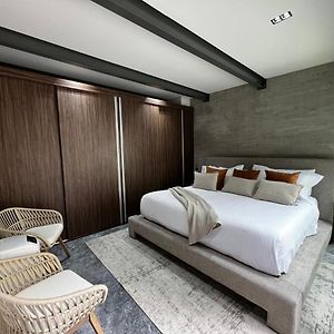 Luxury Two-Bedroom Apartment