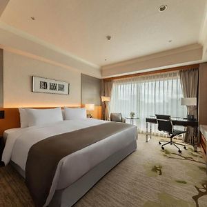 Executive King Room