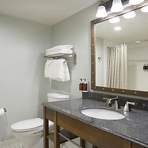 Standard Room 2 Queen beds