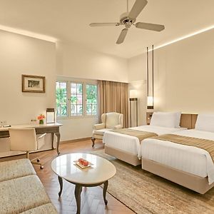 Premier Deluxe Twin Room