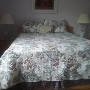 Queen Suite