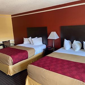 Budget King Room