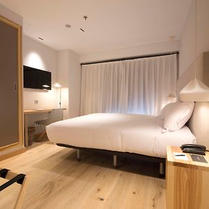Premium Quadruple Room