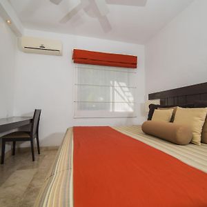 One-Bedroom King Suite