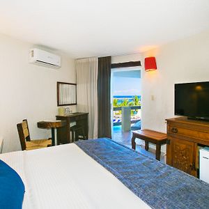 Compact Room