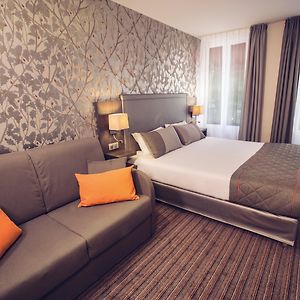 Executive Triple Room