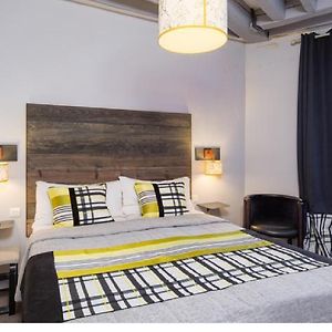 Classic Twin Room