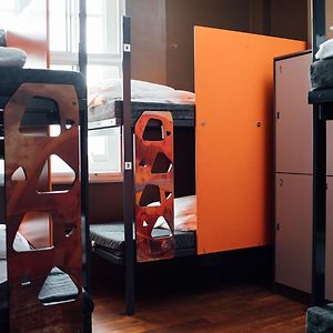 Dormitory Room Mixed