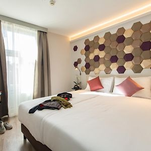 Premium King Room