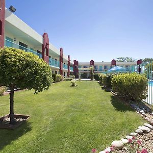 Days Inn By Wyndham Santa Fe New Mexico