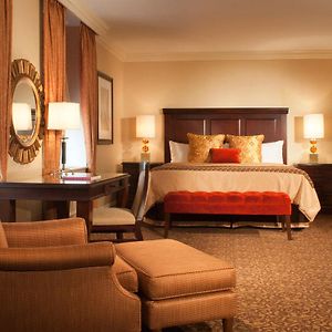 Deluxe  Queen Room Disability Access