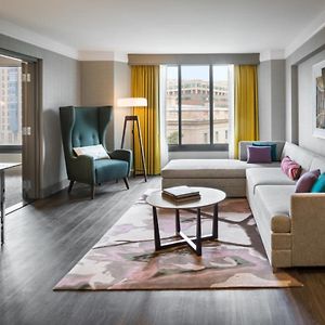 One-Bedroom Suite
