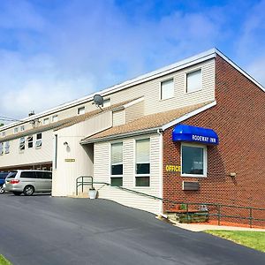 Rodeway Inn State College - Near University