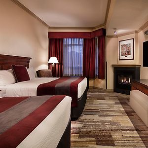 Premier Queen Room