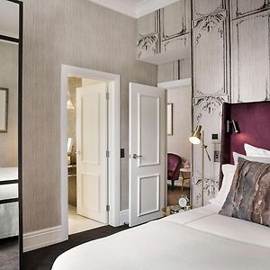 Upper Floors Junior Suite