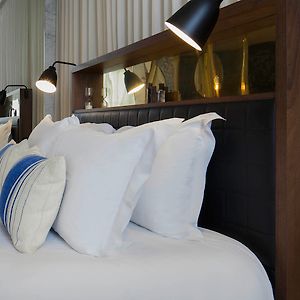 Classic Twin Room
