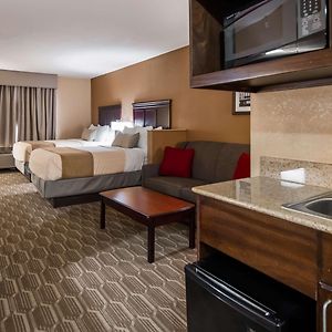 Quadruple Suite Non-Smoking