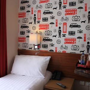 City Single Room
