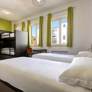 Dormitory Room Mixed