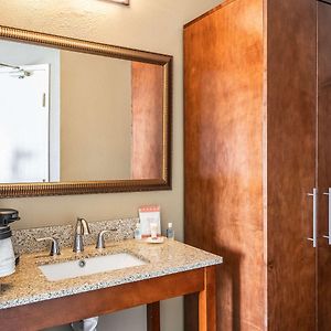 Queen Room Disability Access