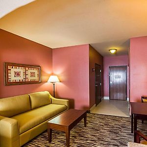 Queen Suite